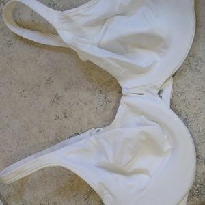 42D White Bali Bra